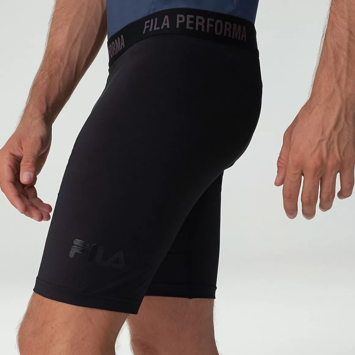 FILA Bermuda Compress Skin II Masculina - * Roupas com Proteção UV | Academia e treino