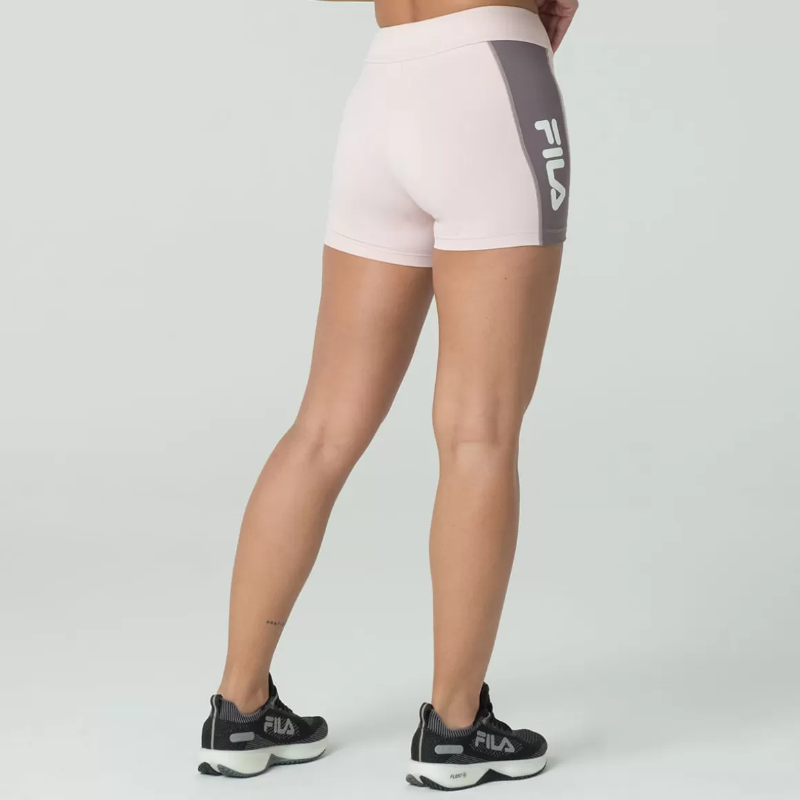 FILA Bermuda Letter Fit Feminina - * Respirabilidade | Academia e treino