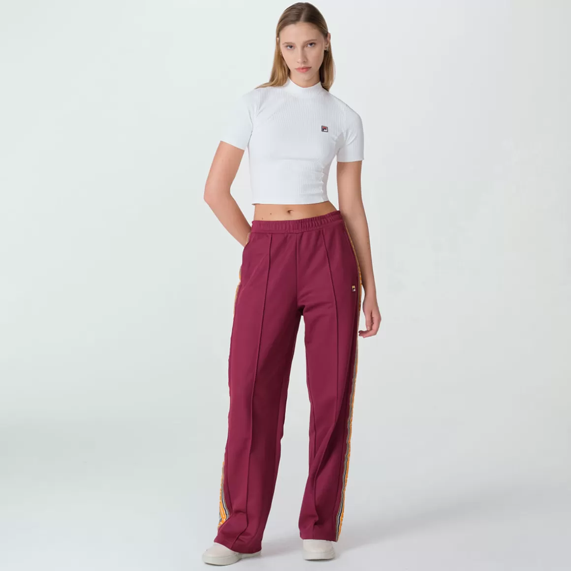 FILA Calça Casual Feminina Ella Track W/ Tape Bordô - * Heritage | Leggings e calças