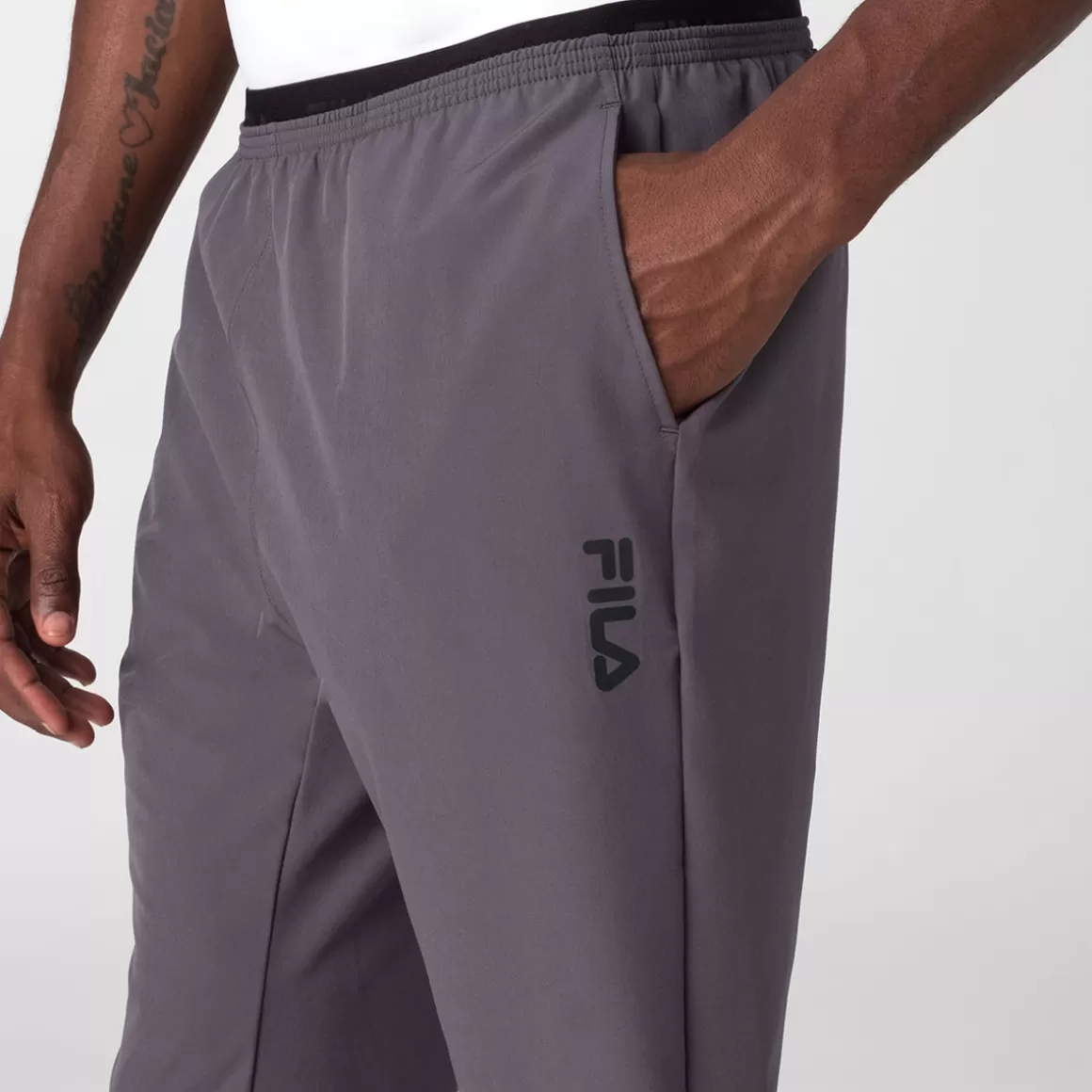 FILA Calça Esportiva Poliéster Masculina Slim Zip Cinza - * Academia e treino | Academia e treino