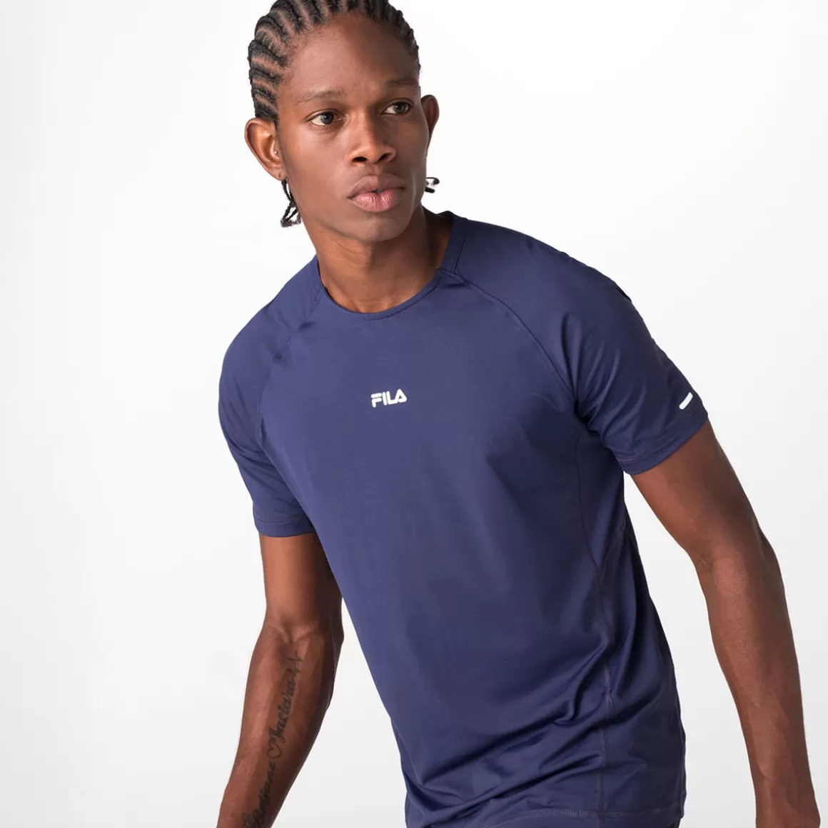 FILA Camiseta Esportiva Masculina Racer Azul Marinho - * Respirabilidade | Controle de temperatura