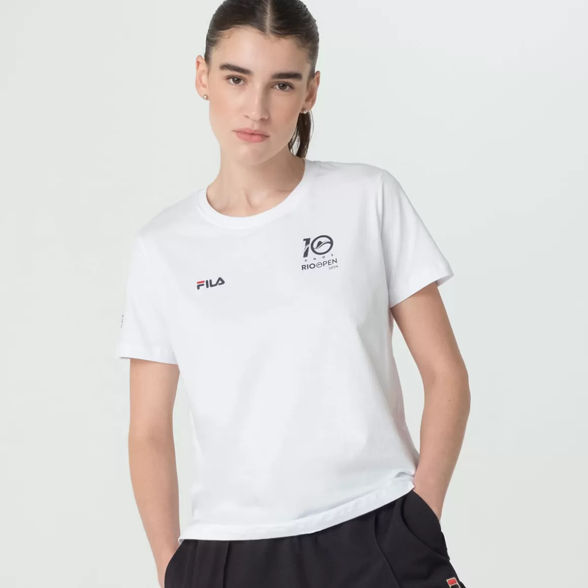 FILA Camiseta 10 Anos Premium Feminina - * Lifestyle | Blusas, camisetas e regatas