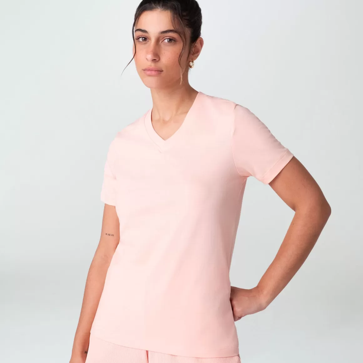 FILA Camiseta Basic Feminina - * Lifestyle | Blusas, camisetas e regatas