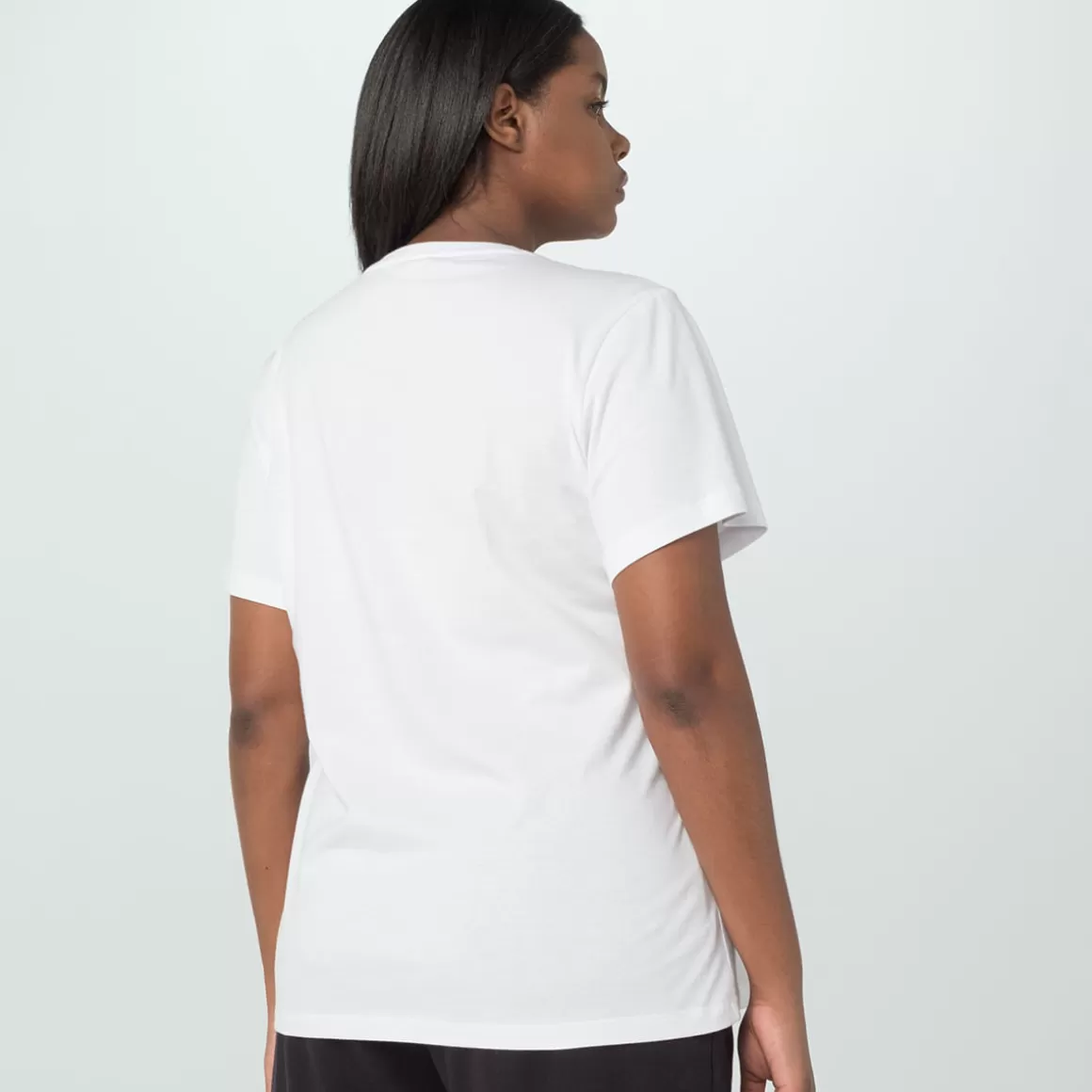 FILA Camiseta Basic Plus Feminina - * Lifestyle | Blusas, camisetas e regatas