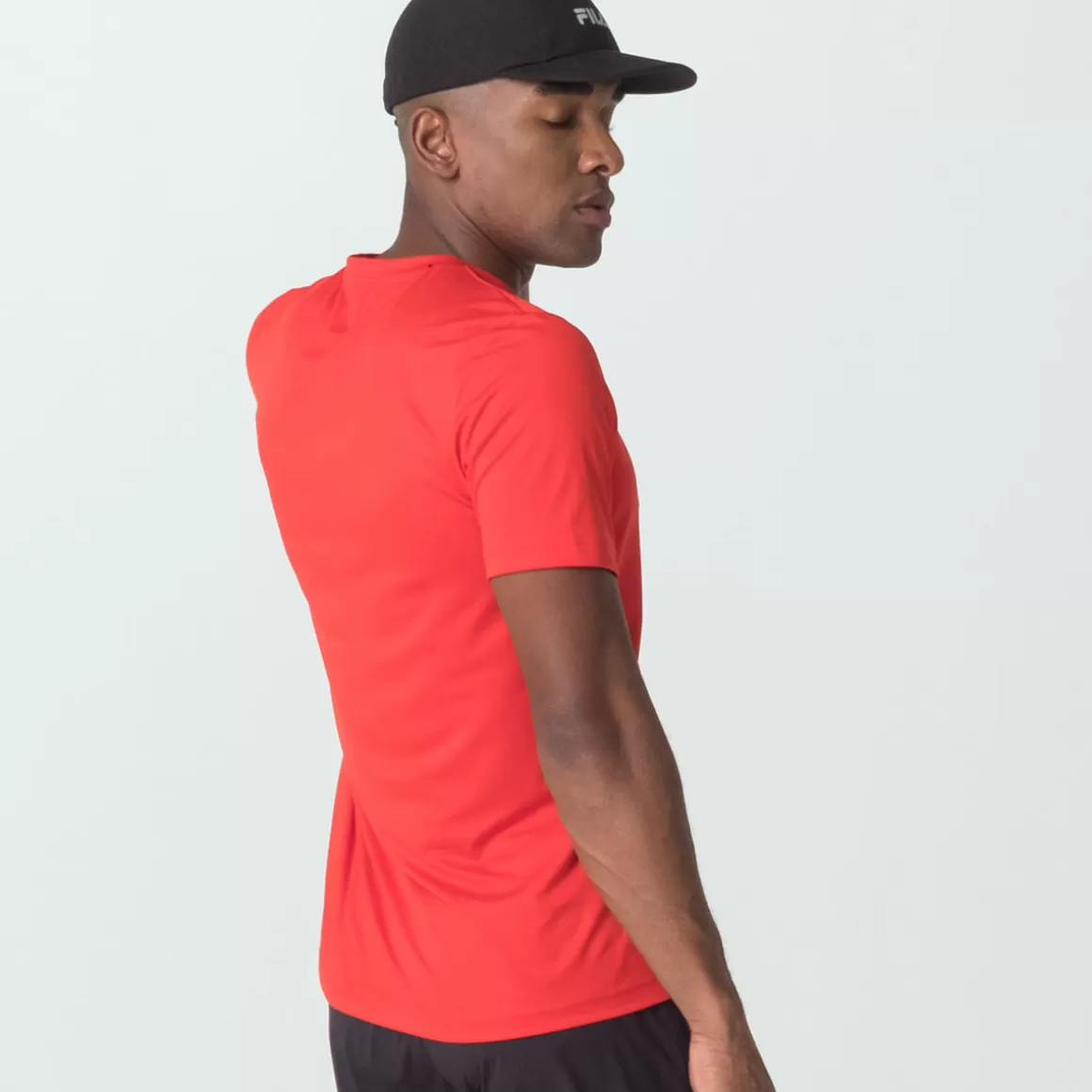 FILA Camiseta Basic Run Print Masculina - * Roupas com Proteção UV | Caminhada e corrida