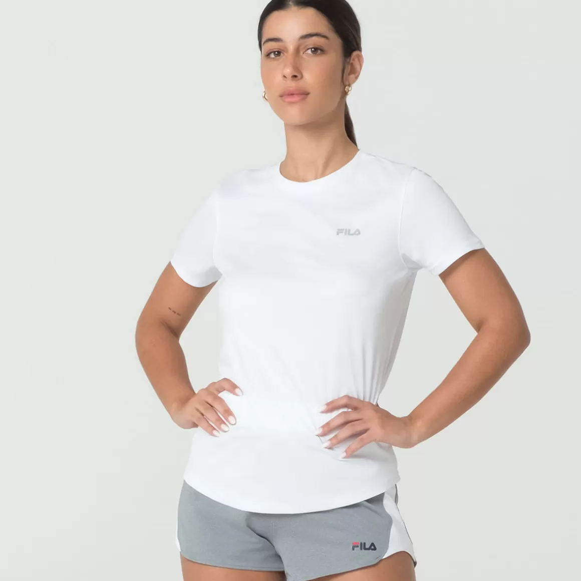 FILA Camiseta Basic Sports Polygin Feminina - * Roupas com Proteção UV | Academia e treino