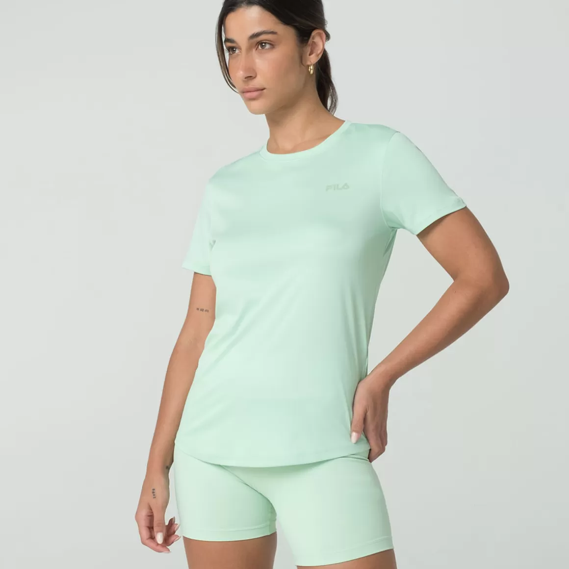 FILA Camiseta Basic Sports Polygin Feminina - * Roupas com Proteção UV | Academia e treino