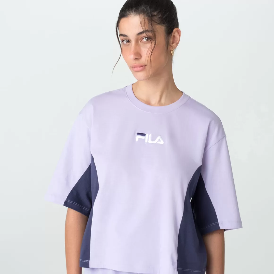 FILA Camiseta Color Block Letter Feminina - * Lifestyle | Blusas, camisetas e regatas