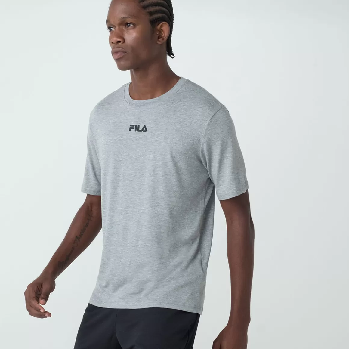 FILA Camiseta Comfort Logo II Masculina - * Academia e treino | Academia e treino