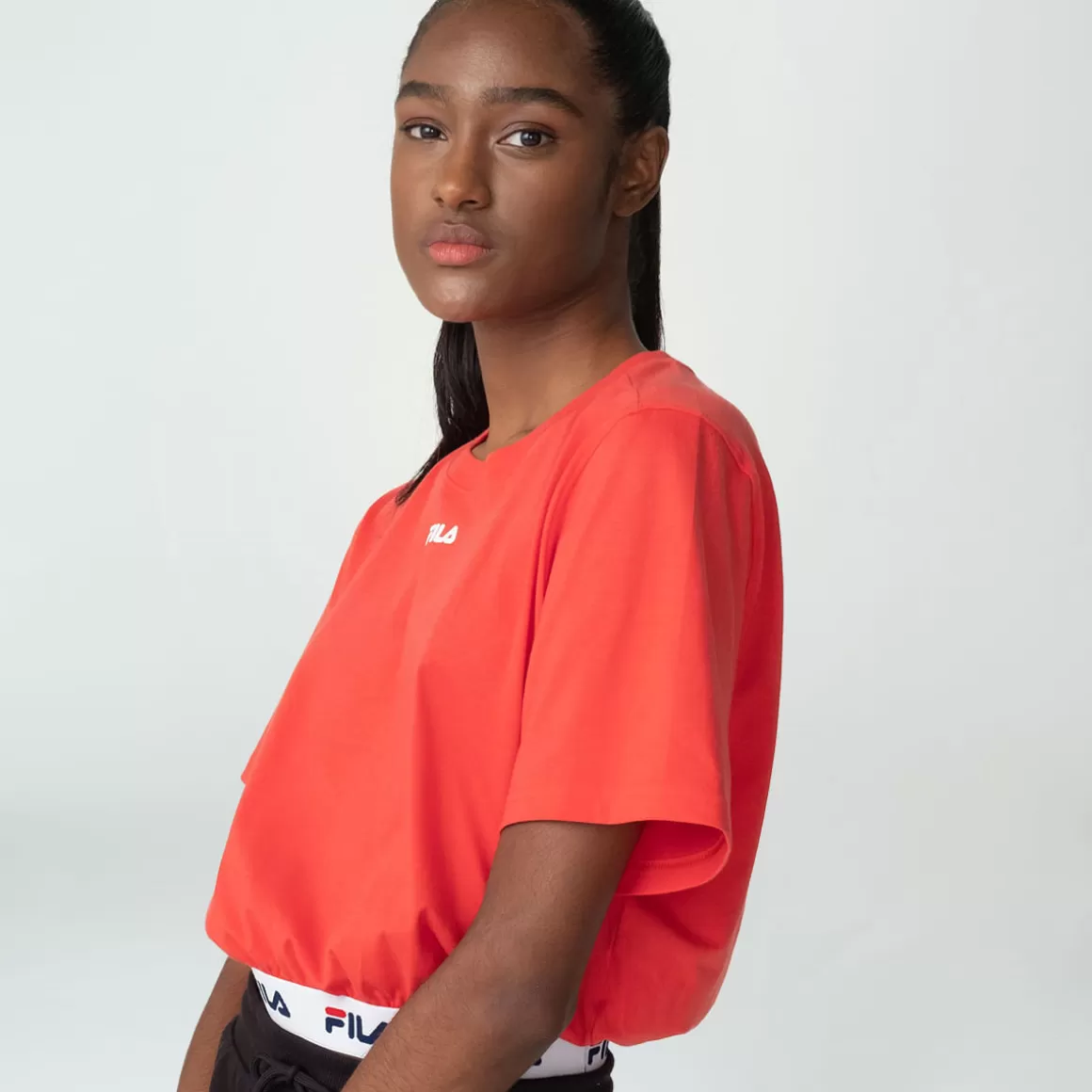 FILA Camiseta Cropped Elastic Feminina - * Lifestyle | Blusas, camisetas e regatas