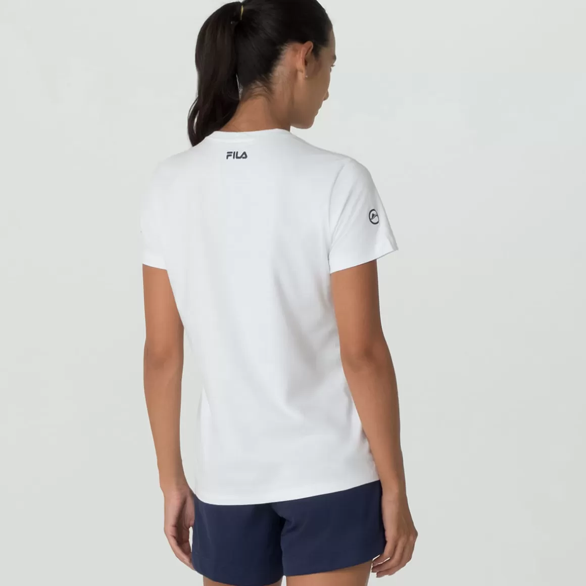 FILA Camiseta Especial 10 Anos Feminina - * Lifestyle | Blusas, camisetas e regatas