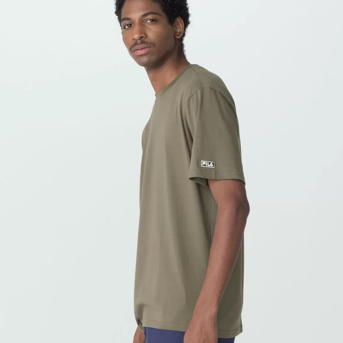 FILA Camiseta Essential Over Masculina - * Heritage | Camisetas e regatas