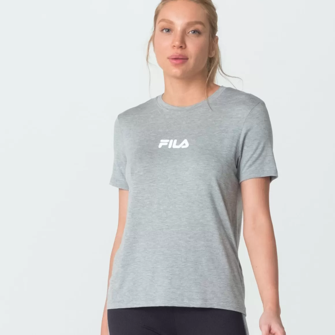 FILA Camiseta Letter Fit Feminina - * Academia e treino | Academia e treino