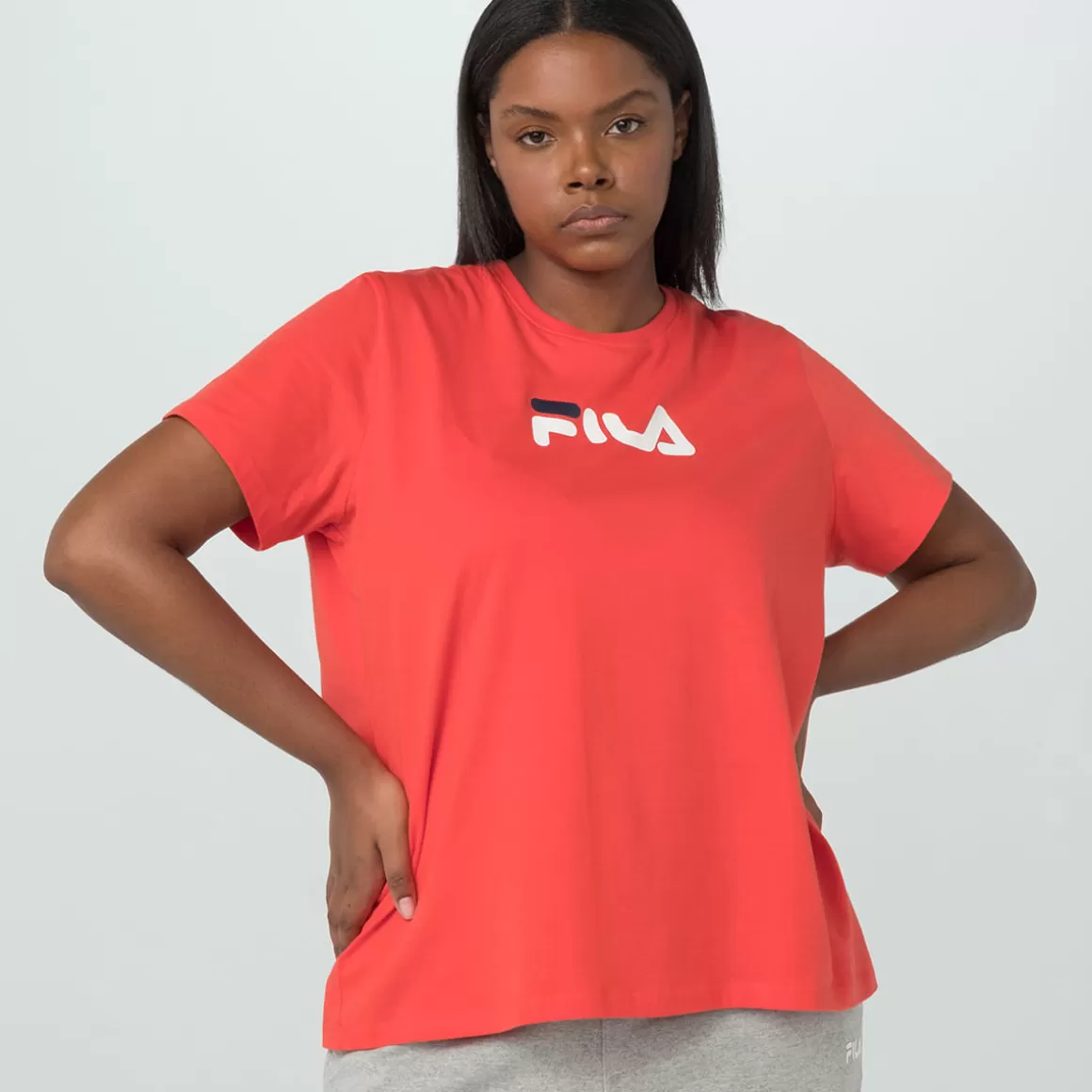 FILA Camiseta Letter Mid Plus Feminina - * Lifestyle | Blusas, camisetas e regatas