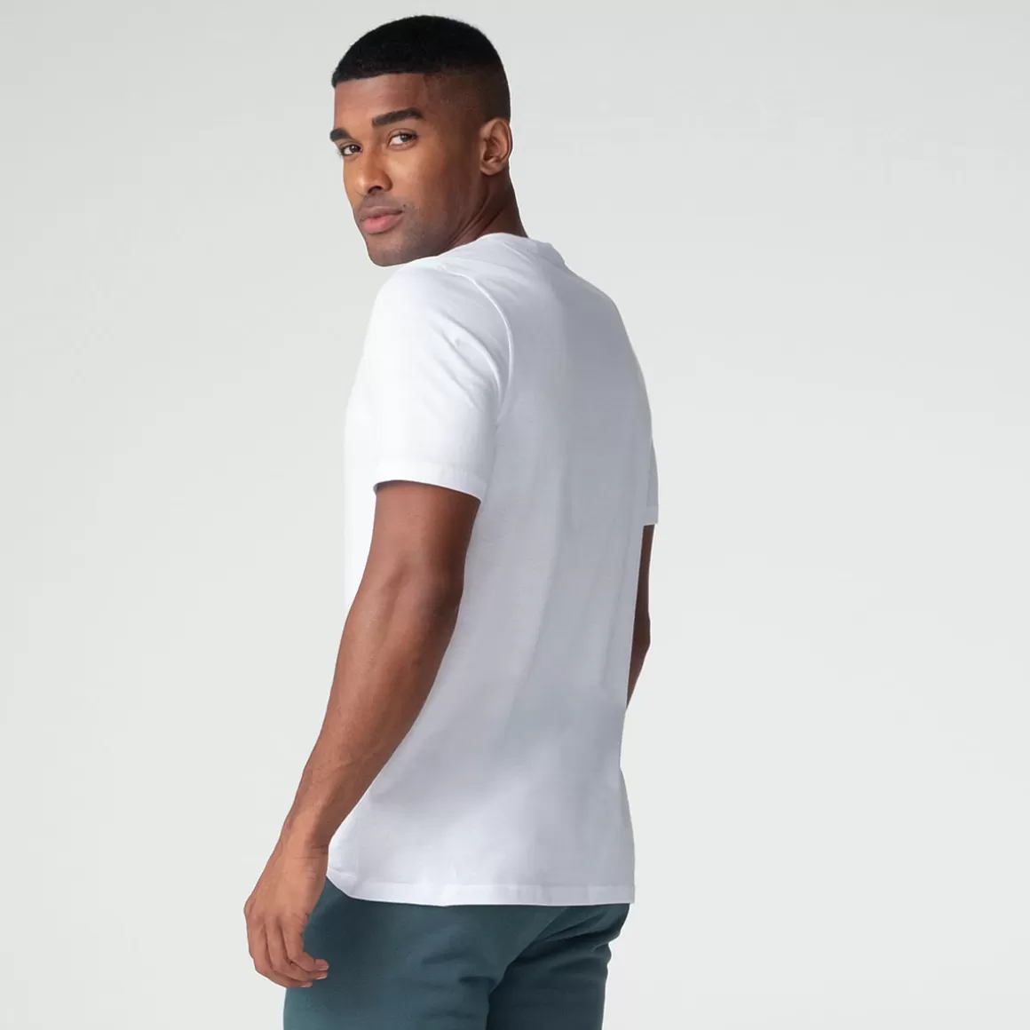 FILA Camiseta Letter Outline Masculina - * Lifestyle | Camisetas e regatas