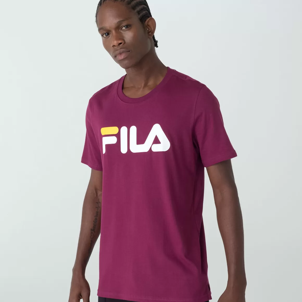 FILA Camiseta Letter Premium II Masculina - * Lifestyle | Camisetas e regatas