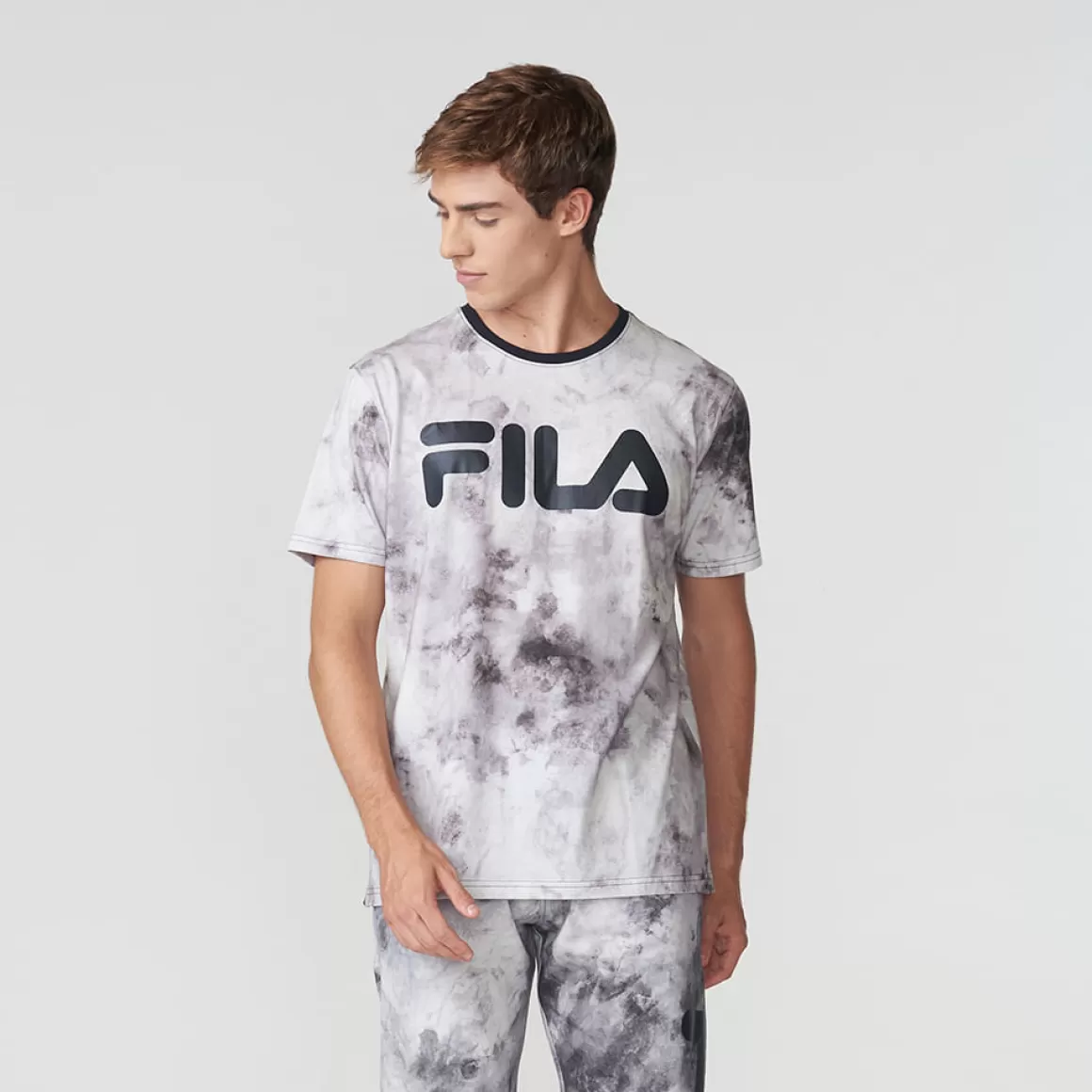 FILA Camiseta Letter Sky Masculina - * Lifestyle | Camisetas e regatas