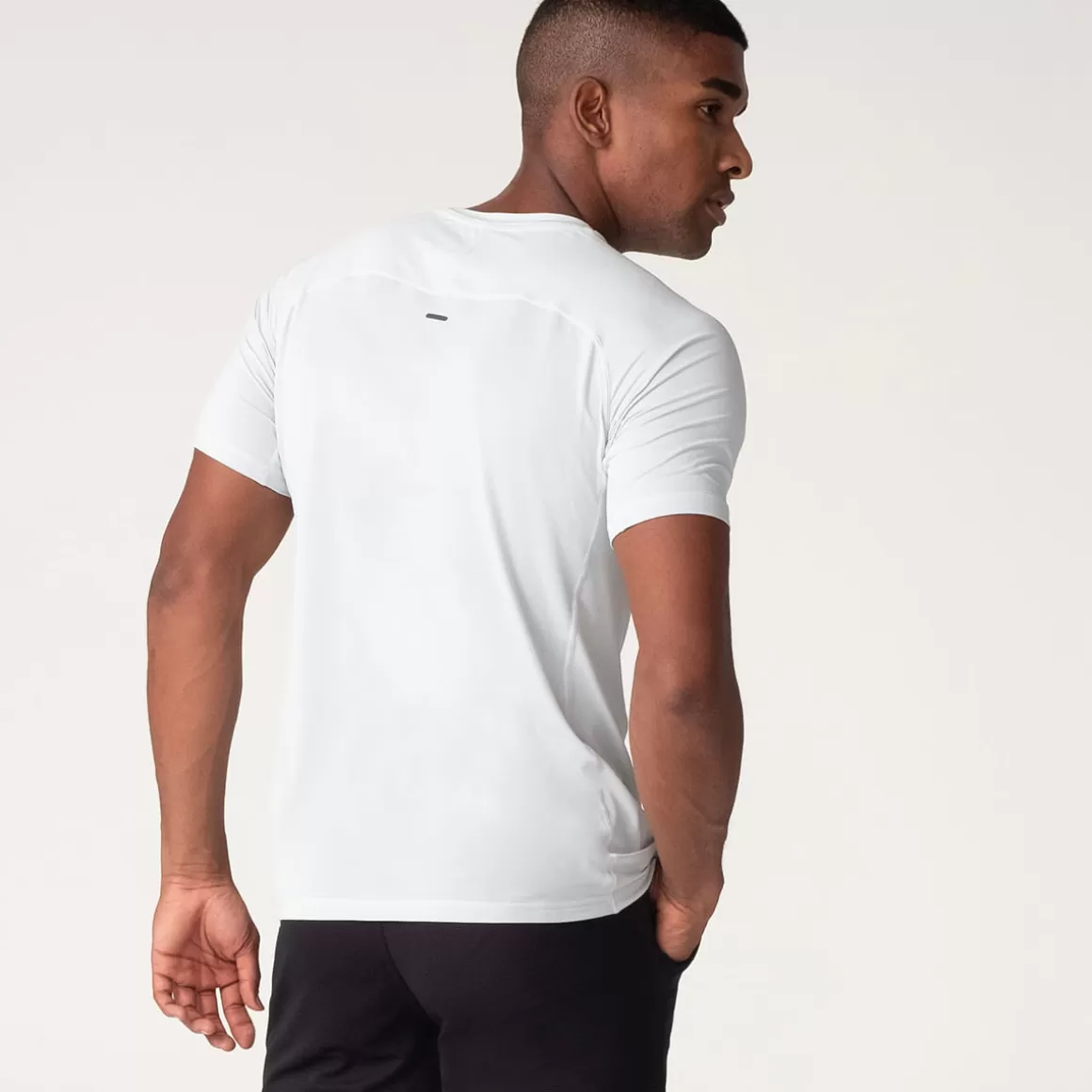 FILA Camiseta Performance II Masculina - * Respirabilidade | Controle de temperatura