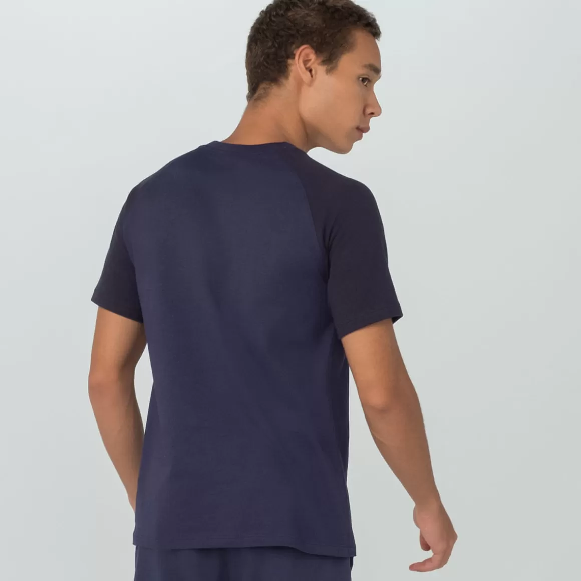 FILA Camiseta Slim Fit II Masculina - * Camisetas e regatas