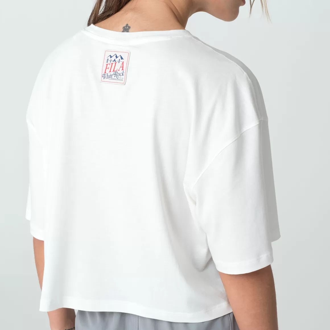 FILA Camiseta Tyler Wr Feminina - * Heritage | Blusas, camisetas e regatas