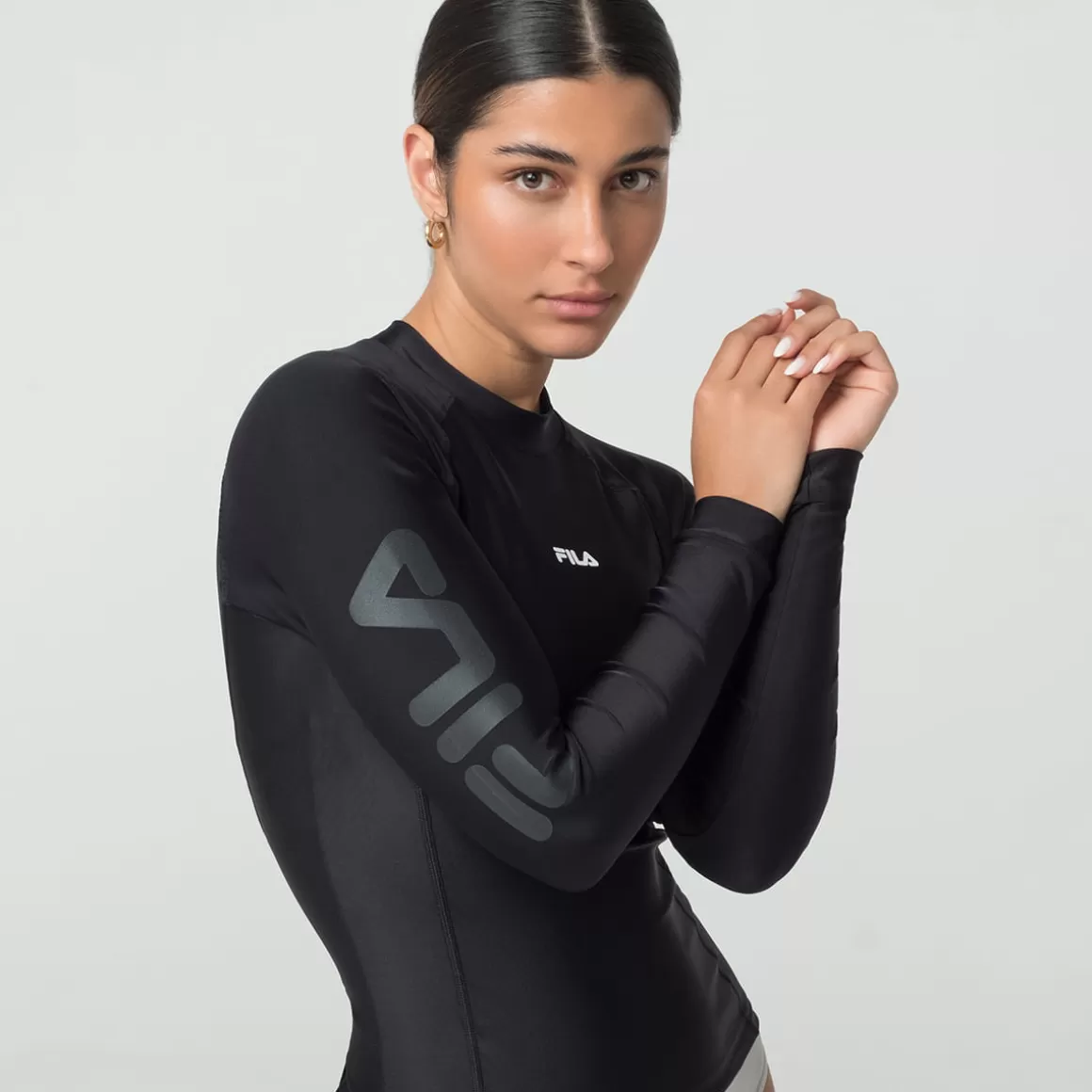 FILA Camiseta Manga Longa Essential Water Sports Feminina - * Resistente à cloro | Roupas com Proteção UV