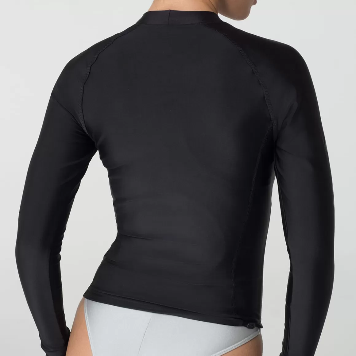 FILA Camiseta Manga Longa Essential Water Sports Feminina - * Resistente à cloro | Roupas com Proteção UV