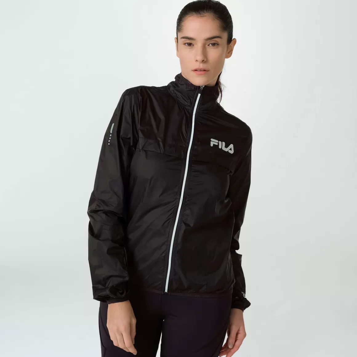 FILA Jaqueta Corta Vento Lightness Feminino - * Caminhada e corrida | Caminhada e corrida