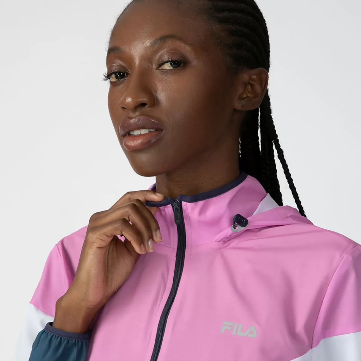 FILA Jaqueta Corta Vento Performance Feminino - * Respirabilidade | Caminhada e corrida