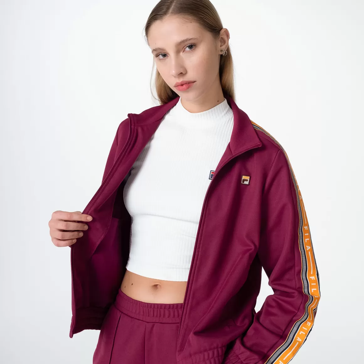 FILA Jaqueta Esportiva Feminina Track W/ Tape Bordô - * Heritage | Moletons, casacos e jaquetas