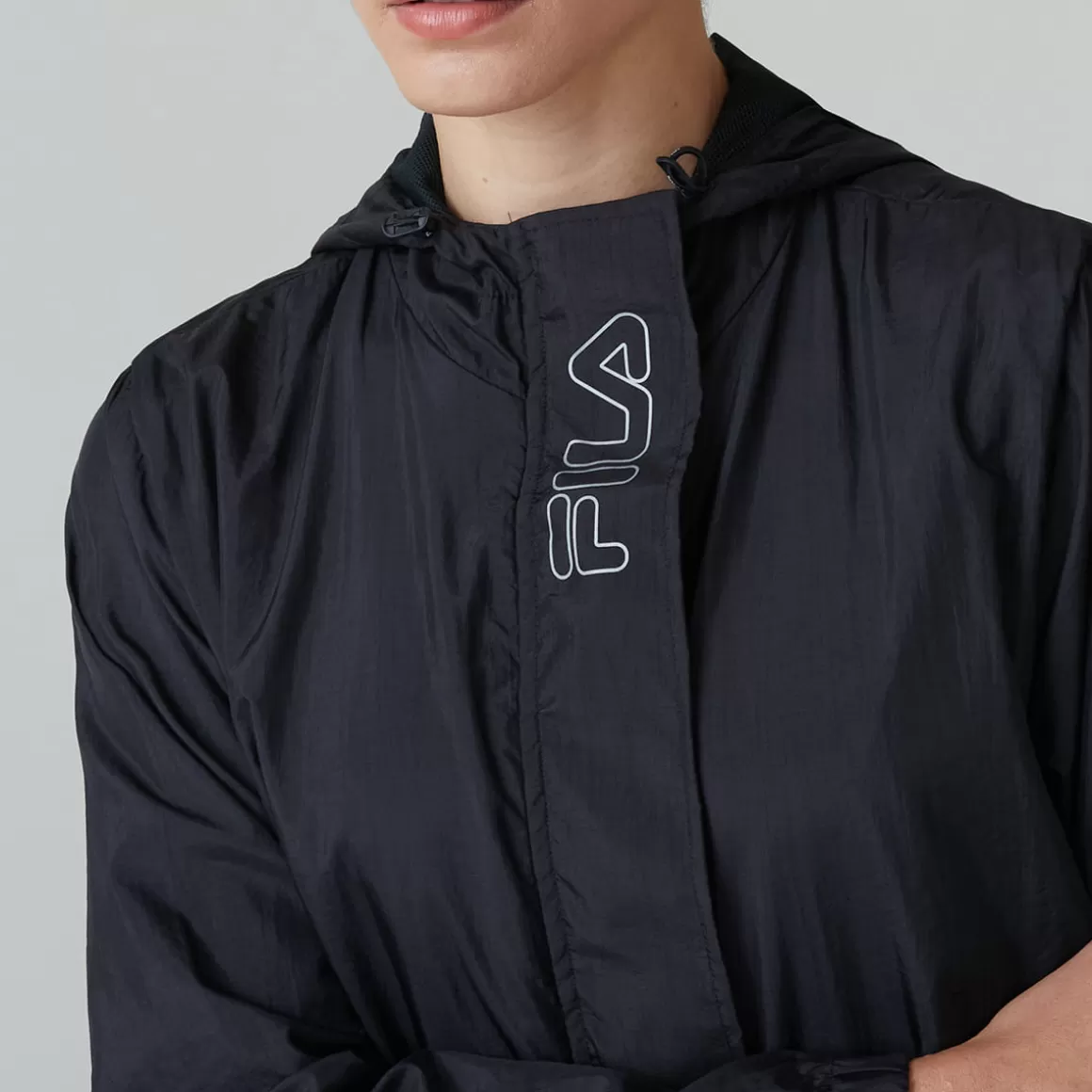 FILA Jaqueta Feminina Corta Vento Parka Pockets Preta - * Respirabilidade | Moletons, casacos e jaquetas
