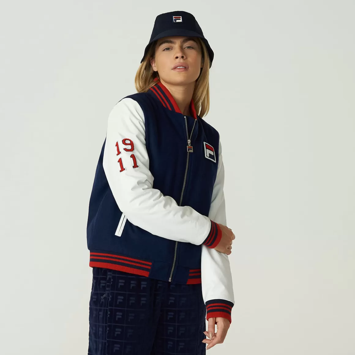 FILA Jaqueta Varsity Feminina Dixon Marinho - * Heritage | Moletons, casacos e jaquetas