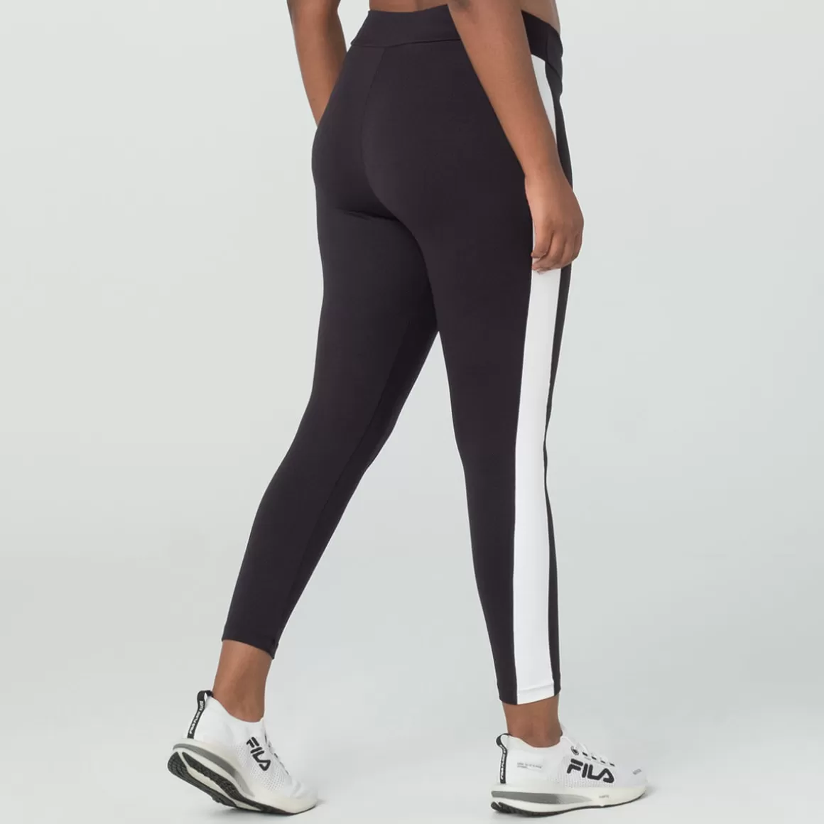 FILA Legging Letter Fit Plus Feminina - * Respirabilidade | Academia e treino