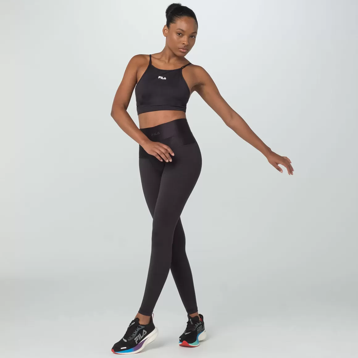 FILA Legging Performa Skin Feminina - * Roupas com Proteção UV | Compressão