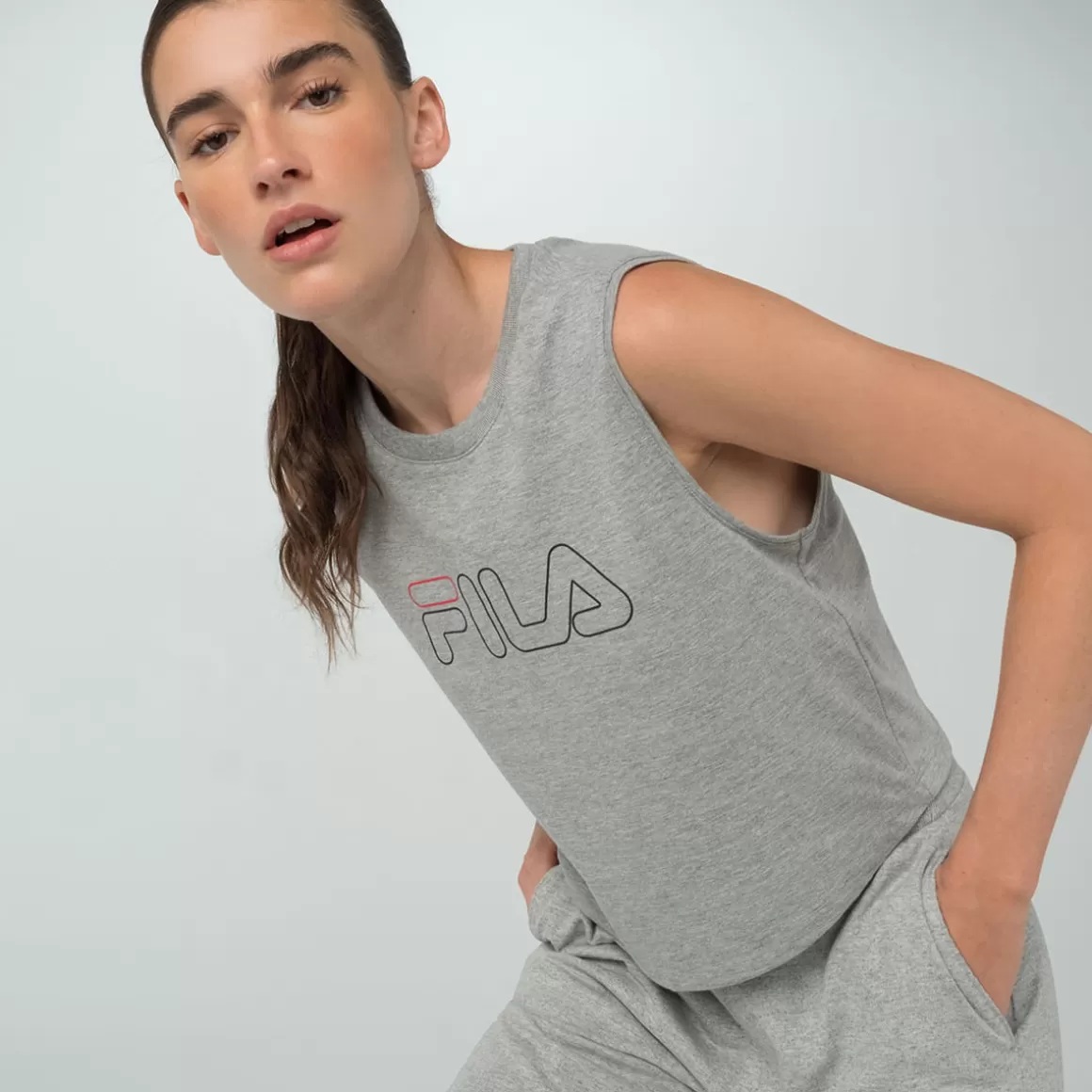 FILA Regata Basic Outline Feminina - * Lifestyle | Blusas, camisetas e regatas