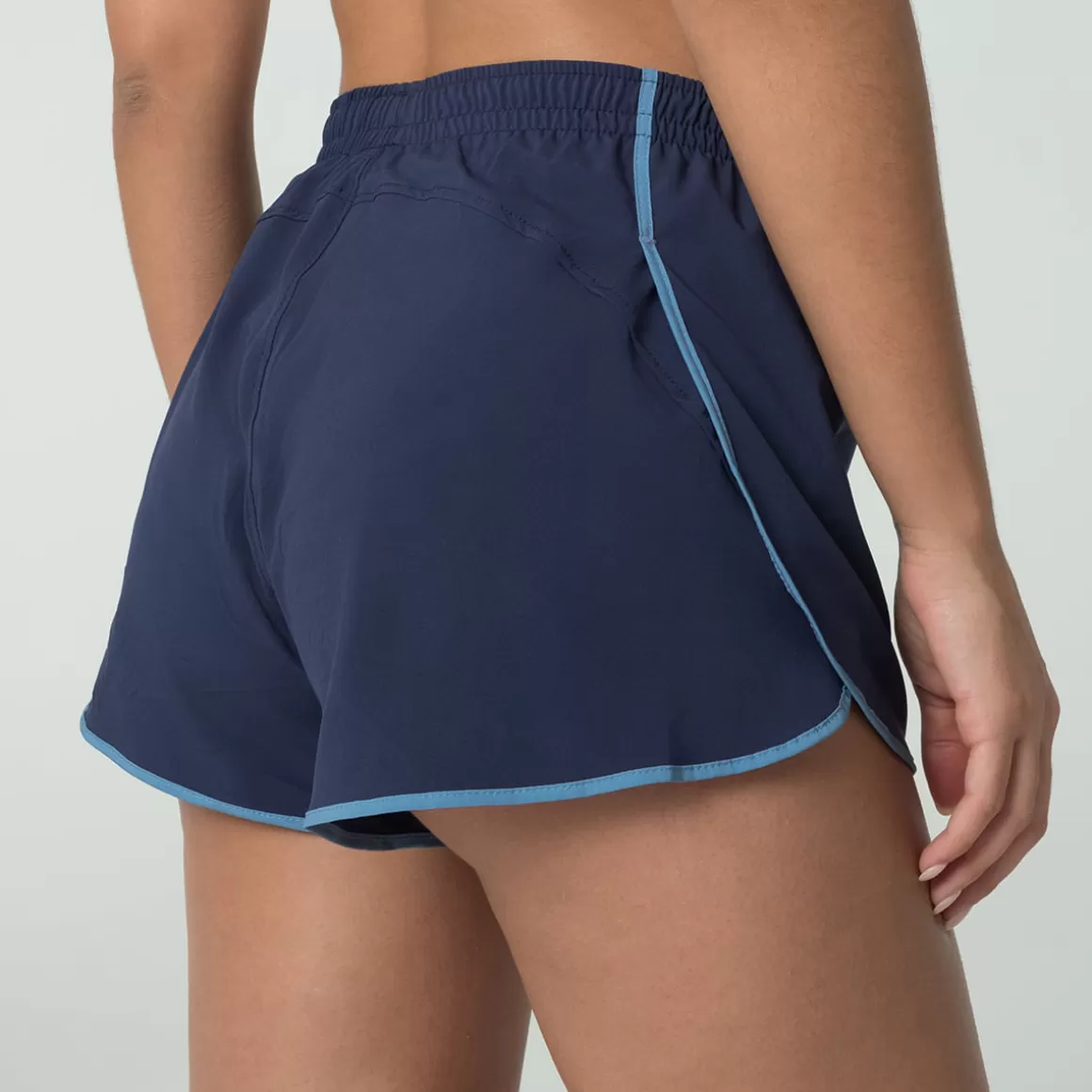 FILA Shorts Core Run Feminino - * Respirabilidade | Caminhada e corrida