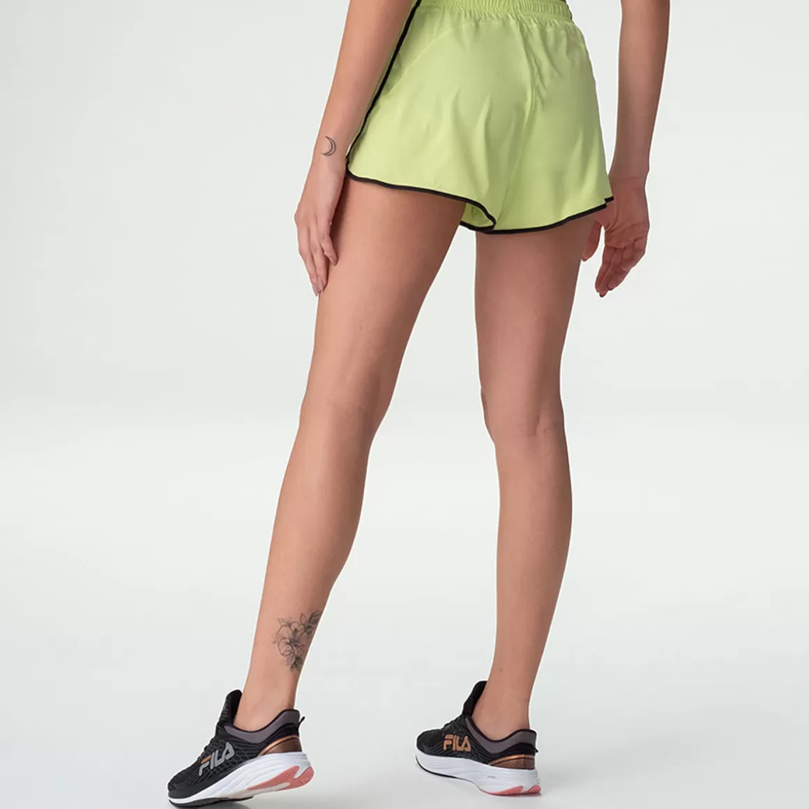 FILA Shorts Double Run Feminino - * Respirabilidade | Caminhada e corrida