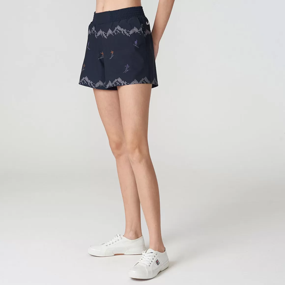 FILA Shorts Ski Wr Feminino - * Heritage | Shorts, saias e skorts