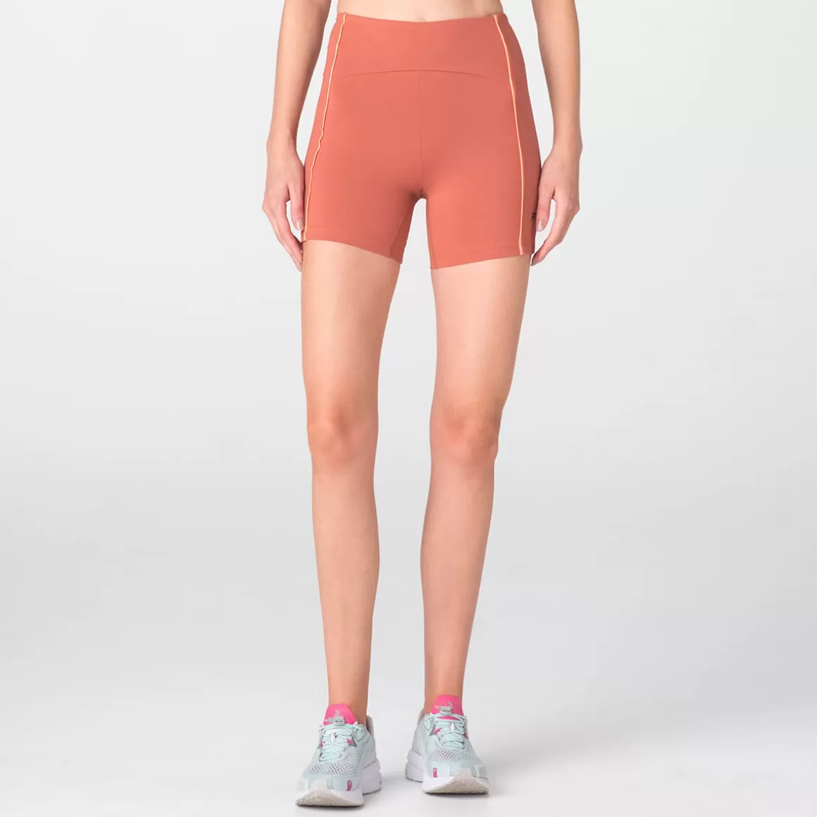 FILA Shorts Legging de Treino Feminino Keep Sports Marrom - * Roupas com Proteção UV | Academia e treino