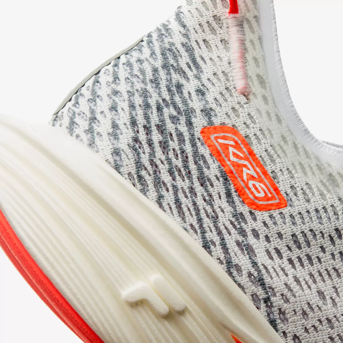 FILA Tênis Branco de Corrida com Placa de Carbono KR6 - * Até 10km | Corrida