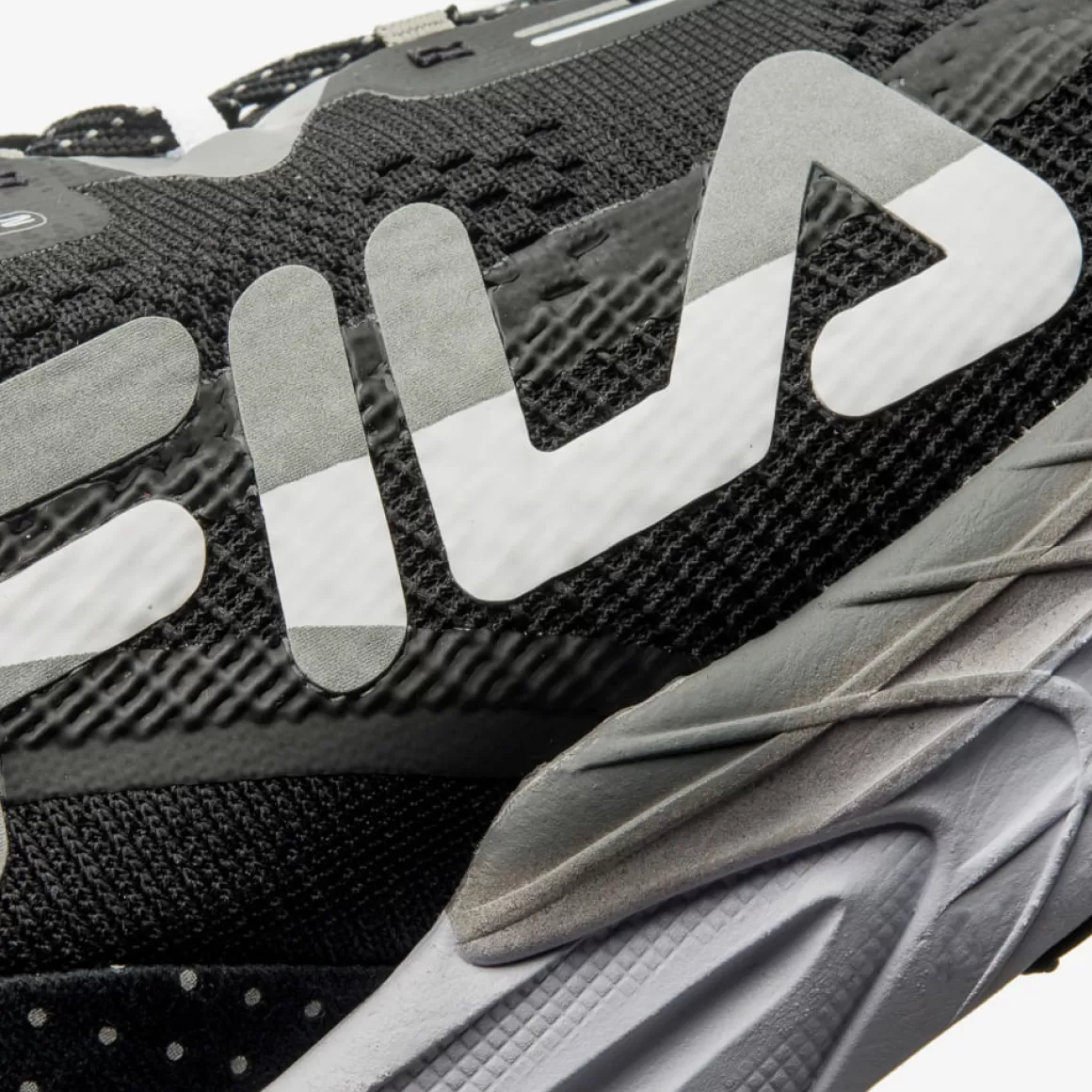 FILA Tênis para Corrida Masculino Preto e Branco Racer T2 - * Até 21km | Até 10km
