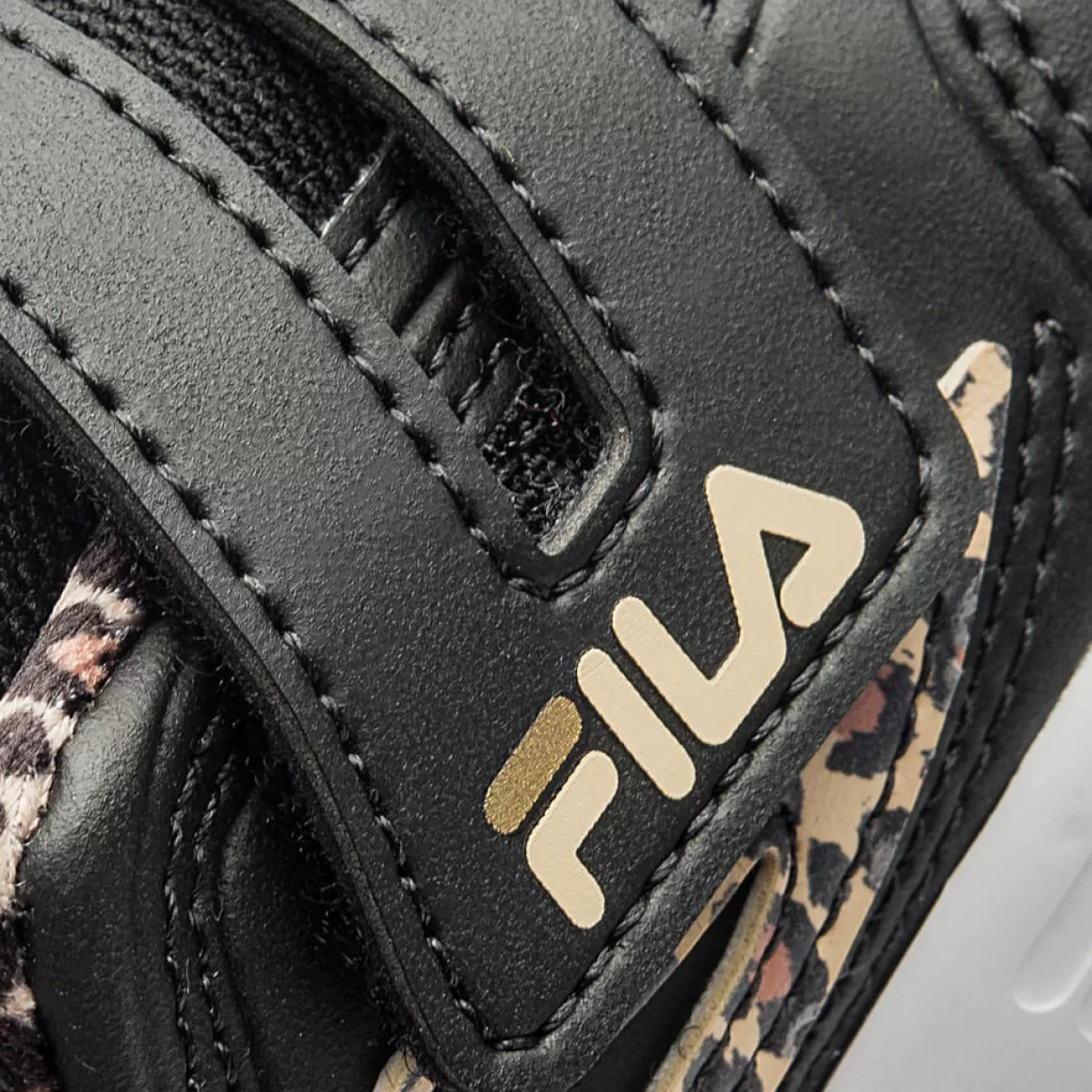 FILA Tênis Preto e Dourado para Bebê Disruptor VLC Baby - * Disruptor